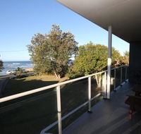 BEACHFRONT 3- 3/12 Bundella Ave LC - C Tourism