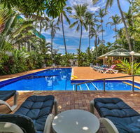 Beachfront Apartment Agincourt Clifton Beach - C Tourism
