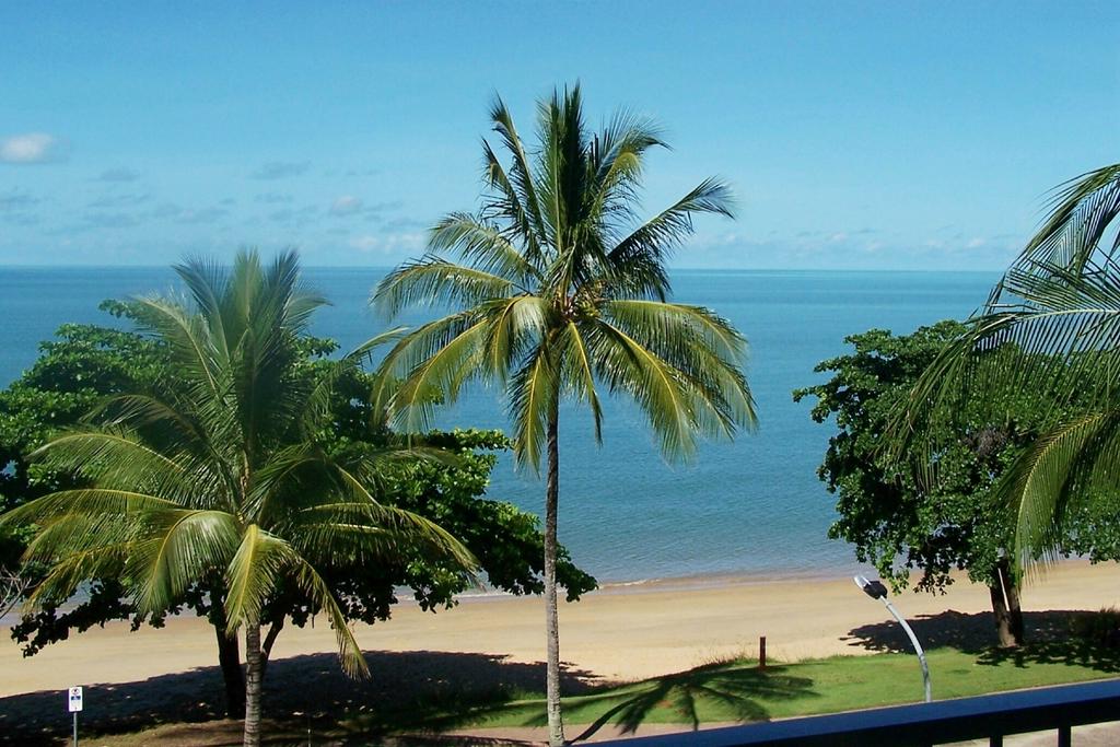  C Tourism