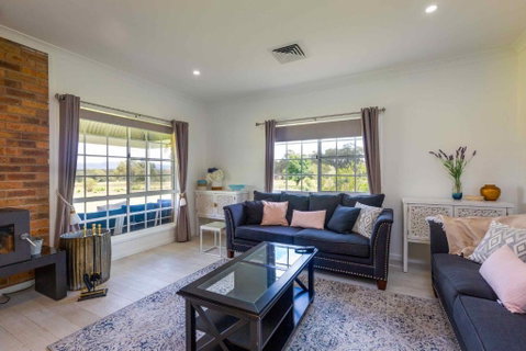 Redims Hill Cottage - C Tourism 1