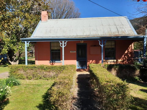 Redruth - 2 Bedroom Cottage Situated In Wandiligong - C Tourism 0