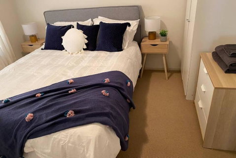Relax In The Spa With Views Opposite Lake Eildon - C Tourism 2