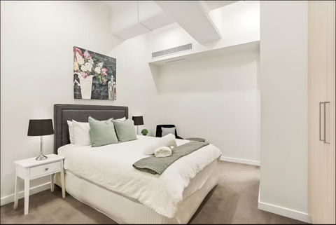 Renovated Warehouse Conversion In Heart Of Sydney - C Tourism 3