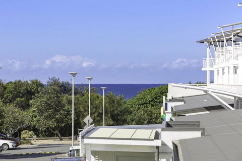RESORT ON THE BEACH 1219/20 - C Tourism 3