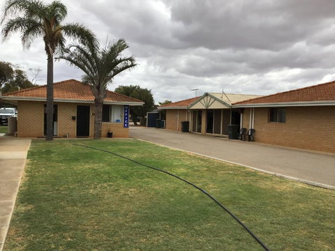 Rhodeside Lodge - C Tourism 0
