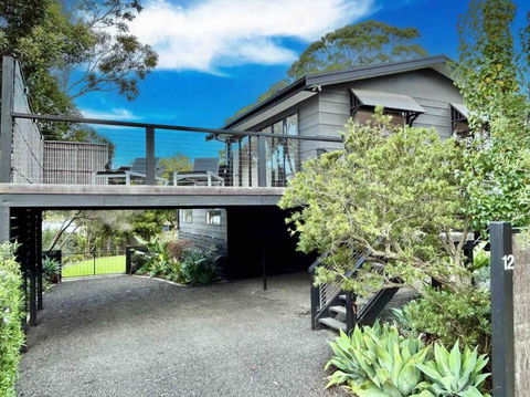 Rhyll Home With A View - C Tourism 0