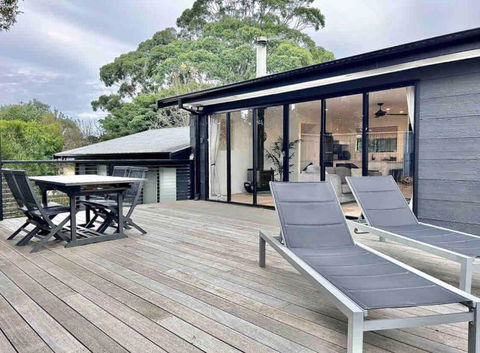 Rhyll Home With A View - C Tourism 3