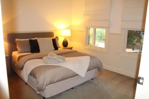 River Rock Cottage Centrally Located And Dog Friendly - C Tourism 1