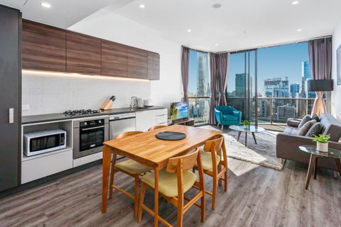 River-View Unit With Rooftop Pool Near Museums - C Tourism 1