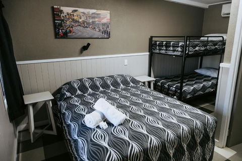Rix Hotel Motel - C Tourism 3