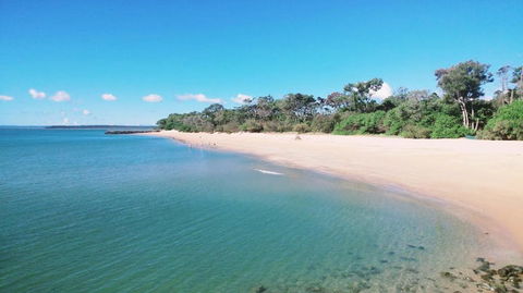 Rosalynda- Luxury Beachfront 3 BR Townhouse - C Tourism 2