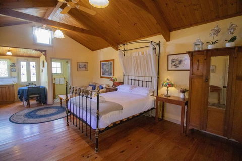 Rose Petal Cottage - C Tourism 2