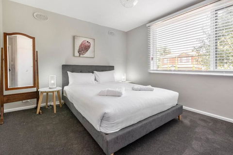 Rosewood Lodge - Cottage Charm Off High Street - C Tourism 2