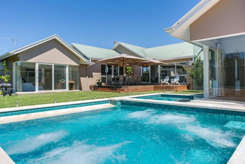 Royadie Resort - Pool Spa Tennis 500m To Beach with C Tourism