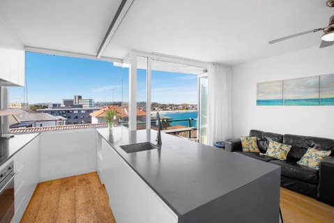 S16S - Bondi Vistas - C Tourism 0
