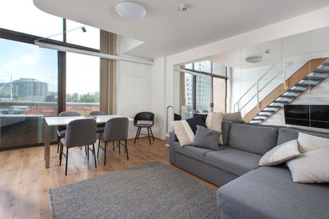 S203S - The Loft By Darling Harbour - C Tourism 0