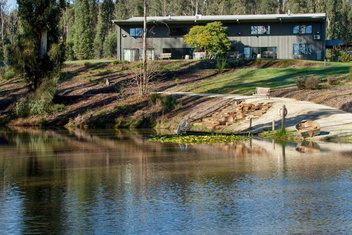 Saladin Lodge with C Tourism