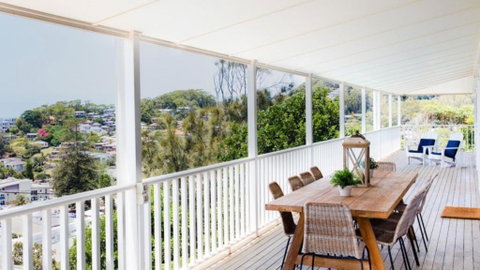 Salt Deck - The Upper Deck Accom Holiday - C Tourism 3