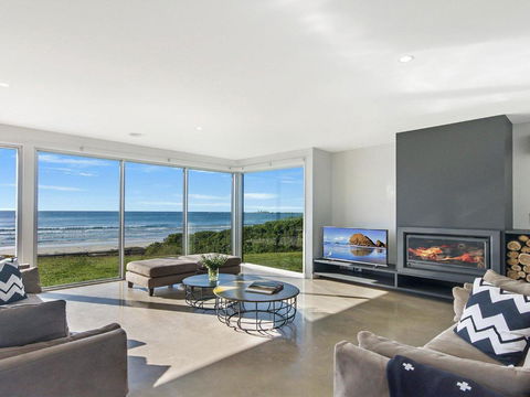 Saltwater Retreat - C Tourism 1