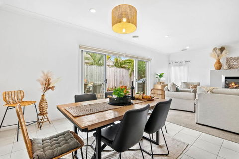 Salty Sage Beach House - C Tourism 2