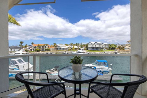 Salty Views - C Tourism 3