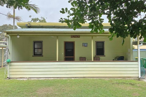 SALTYS AMITY POINT - C Tourism 0