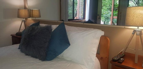 Samurai Beach Bungalows - Port Stephens YHA - C Tourism 2