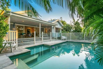 Sanctuary Spaces - Kia Ora Byron with C Tourism