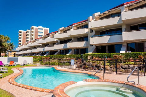 Sandrift Beachfront Apartments - C Tourism 0