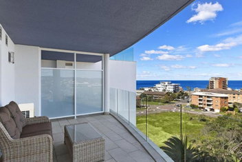 Sandy Cove Apartment The Entrance 48b with C Tourism