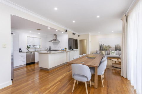 Swanbourne Family Home - Executive Escapes - C Tourism 0