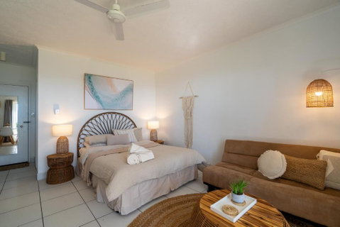 The Bohemian On The Beach - C Tourism 0