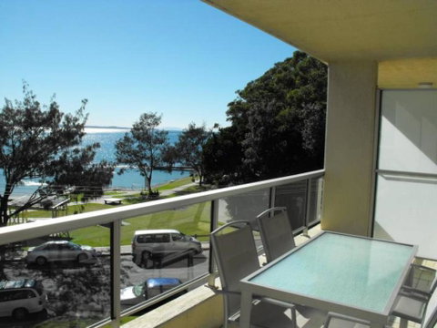 Beachpoint, Unit 202, 28 North Street - C Tourism 3
