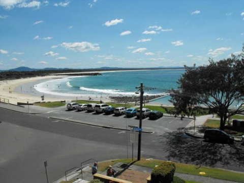 Beachpoint, Unit 202, 28 North Street - C Tourism 1