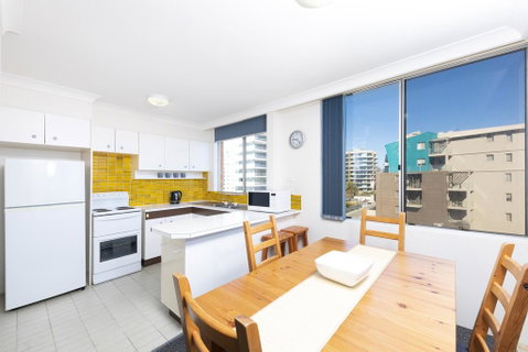 Beachpoint, Unit 303, 28 North Street - C Tourism 2