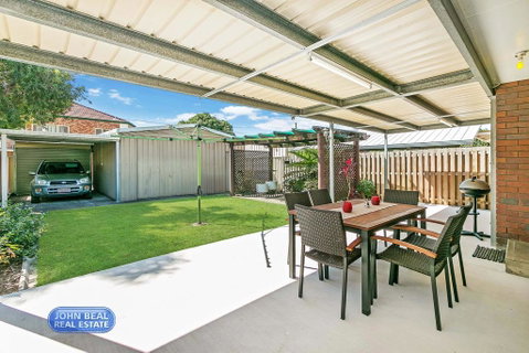 Beachside Holiday Home - C Tourism 1