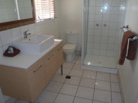 Beachside Holiday Units - C Tourism 1