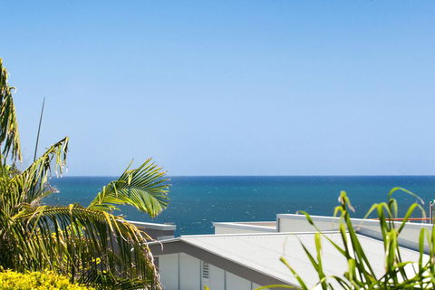 Beachside Vibes, Sunshine Beach - C Tourism 2