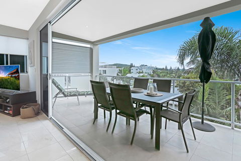 Beachside Vibes, Sunshine Beach - C Tourism 0