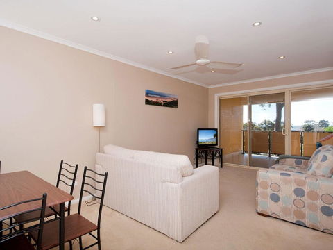 Bellima Beach House', 9 Jackson Close - Huge Duplex With Air Con And Fabulous Views - C Tourism 3
