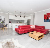 Best Central Wagga Townhouse - C Tourism