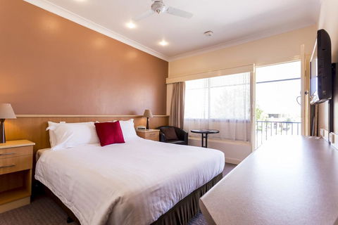 Best Western Motel Farrington - C Tourism 1