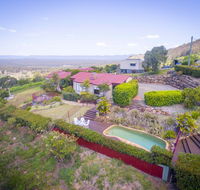 Bimbadeen Estate - C Tourism