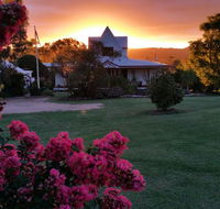 Birdhouse Cottage BB - C Tourism