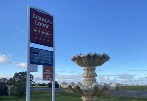 Bishop's Lodge Motor Inn - C Tourism 2