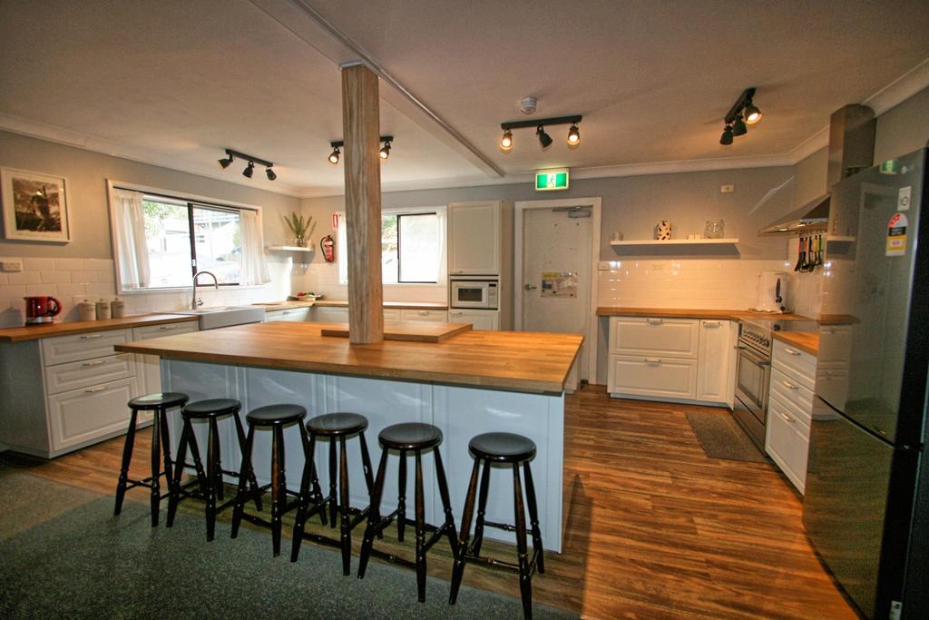 Jindabyne NSW C Tourism