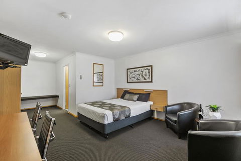 Blue Shades Motel - C Tourism 2