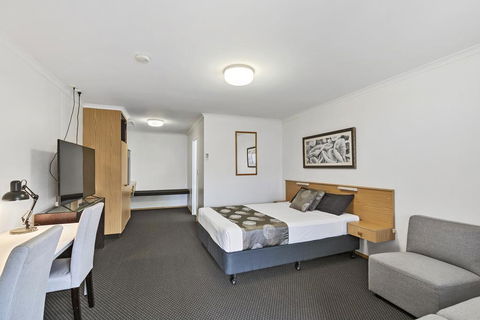 Blue Shades Motel - C Tourism 0