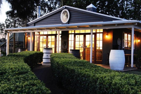 Blueberry Hill Vineyard Villa - C Tourism 1
