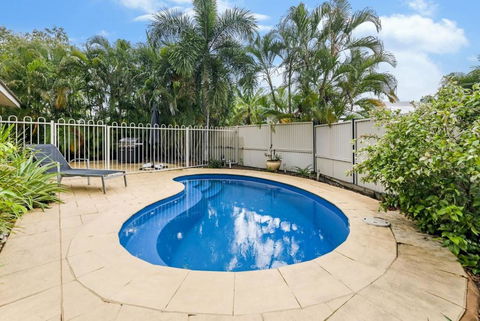 Ah Mat Bungalow - Tropical Darwin Stay With Pool - C Tourism 0
